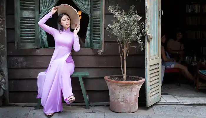 The Beauty And Significance Of Ao Dai And Conical Hats In Vietnamese Culture